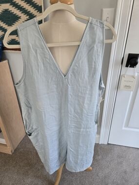 Carve Designs Light Blue Casual Romper with Pockets Women Size Large Nwt